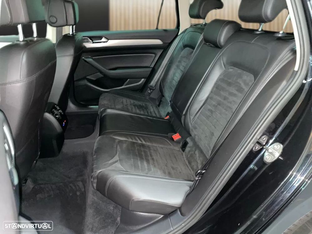 VW Passat Variant 2.0 TDi Confortline - 17