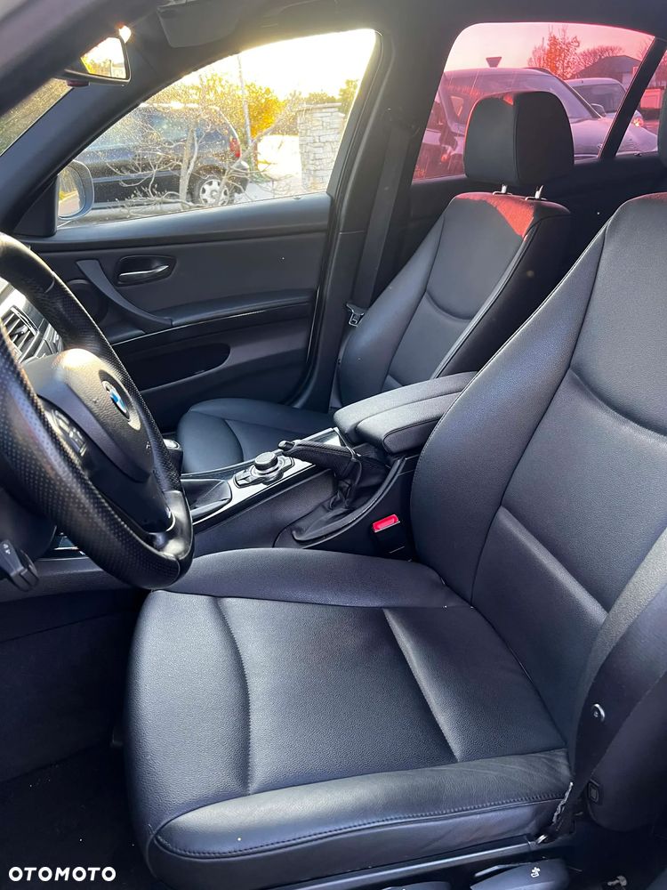 BMW Seria 3 318i - 12