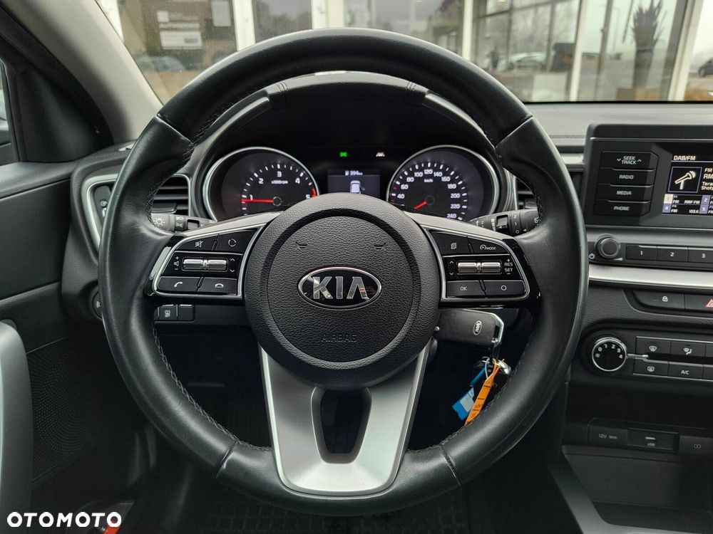 Kia Ceed - 14