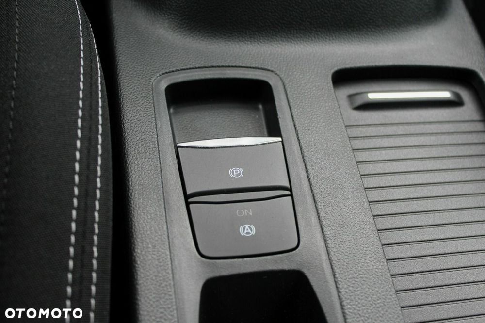 Ford Focus - 26