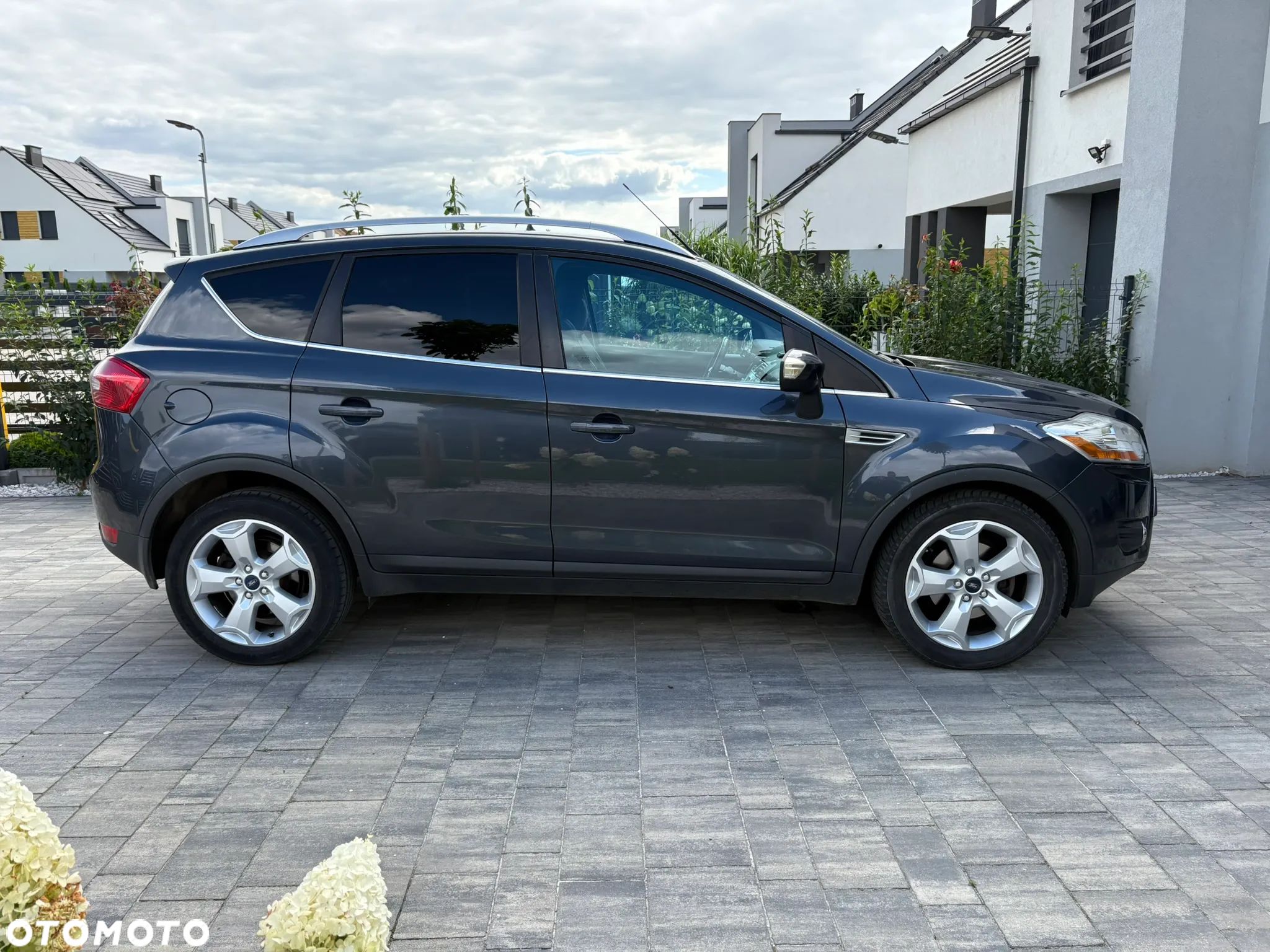 Ford Kuga 2.0 TDCi 4WD Titanium Plus - 1