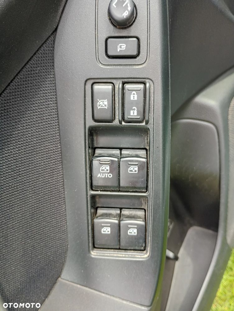 Subaru Forester 2.0D XC 000 Euro5 - 16