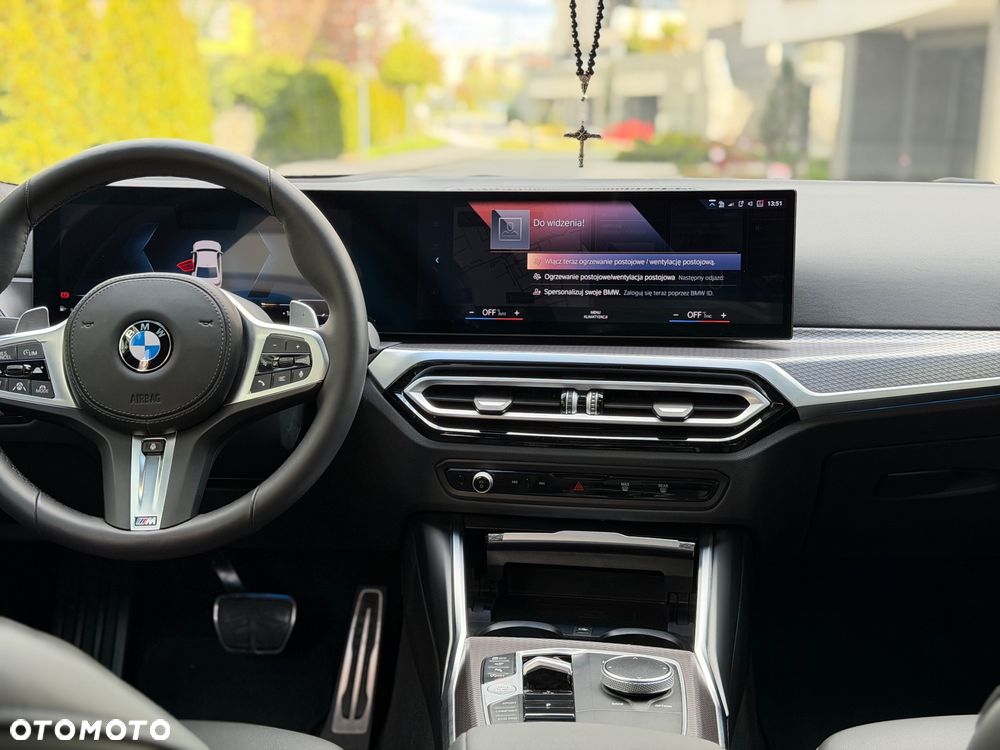 BMW Seria 3 330i M Sport - 10