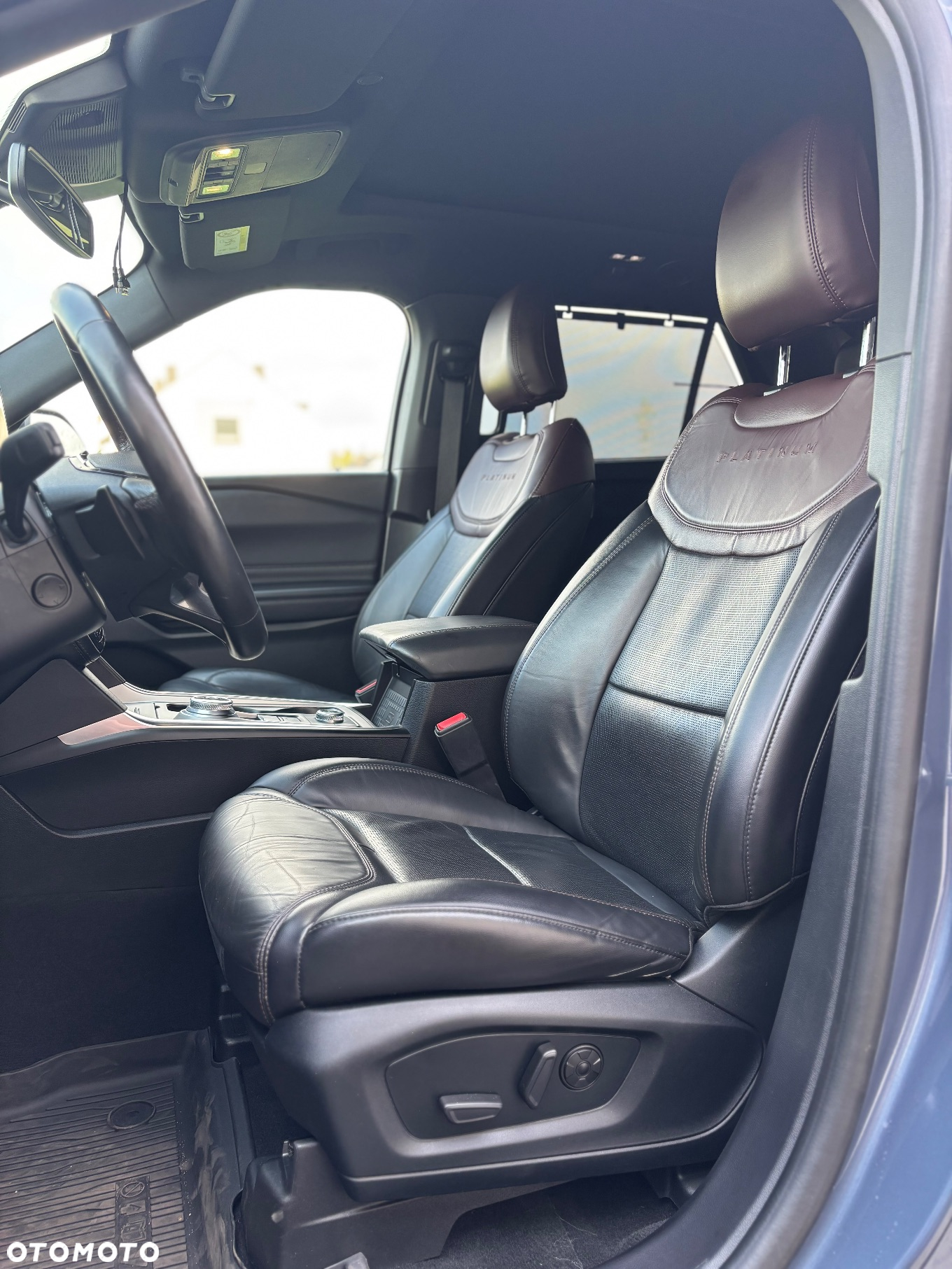 Ford Explorer ver-ecoboost-plug--in-hybrid-platinum - 19