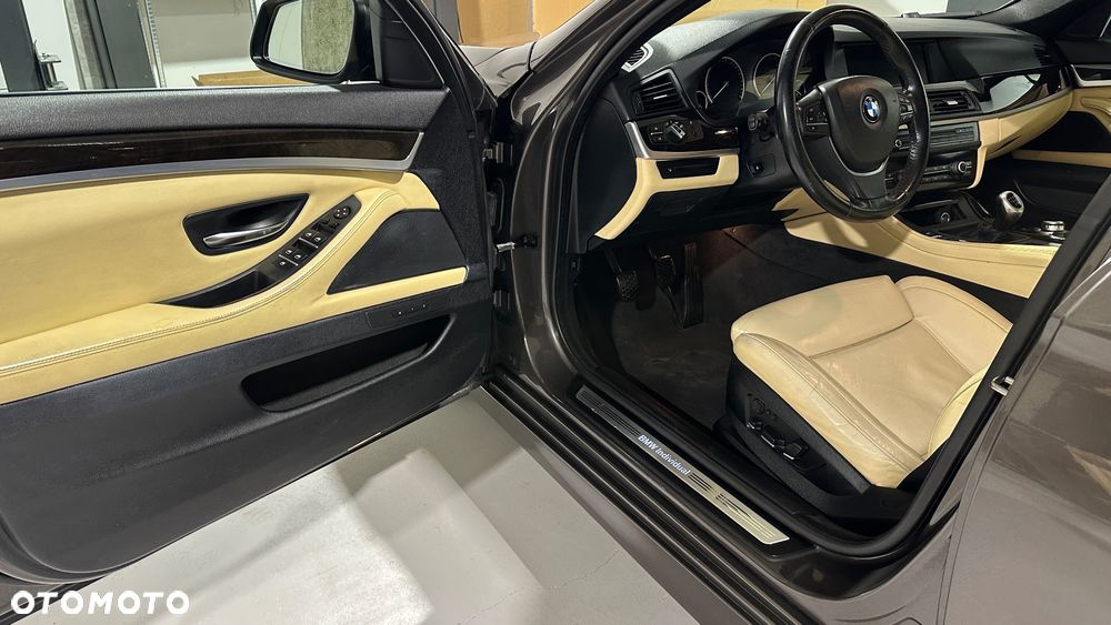 BMW Seria 5 520d - 9