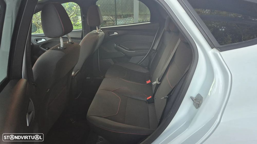 Ford Focus 1.0 SCTi ST-Line - 7