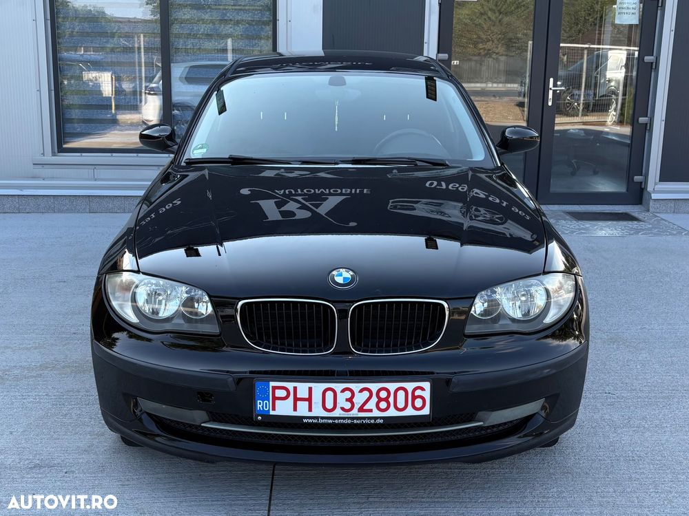 BMW Seria 1 118i - 3