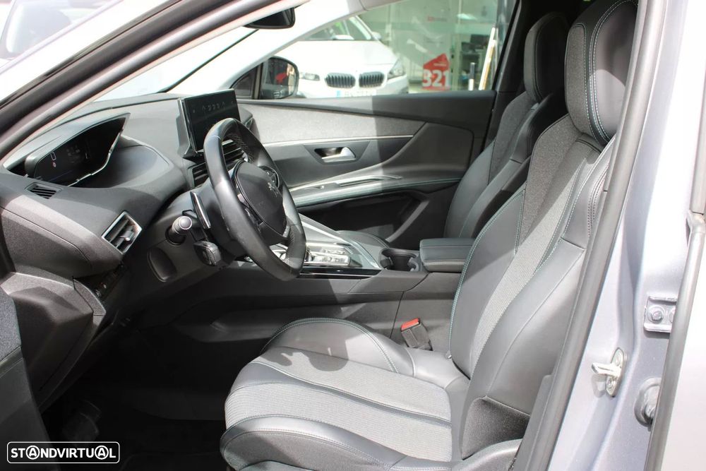 Peugeot 3008 1.5 BlueHDi Allure Pack EAT8 - 6