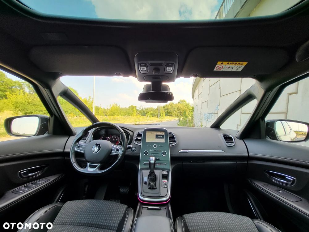 Renault Grand Scenic - 18