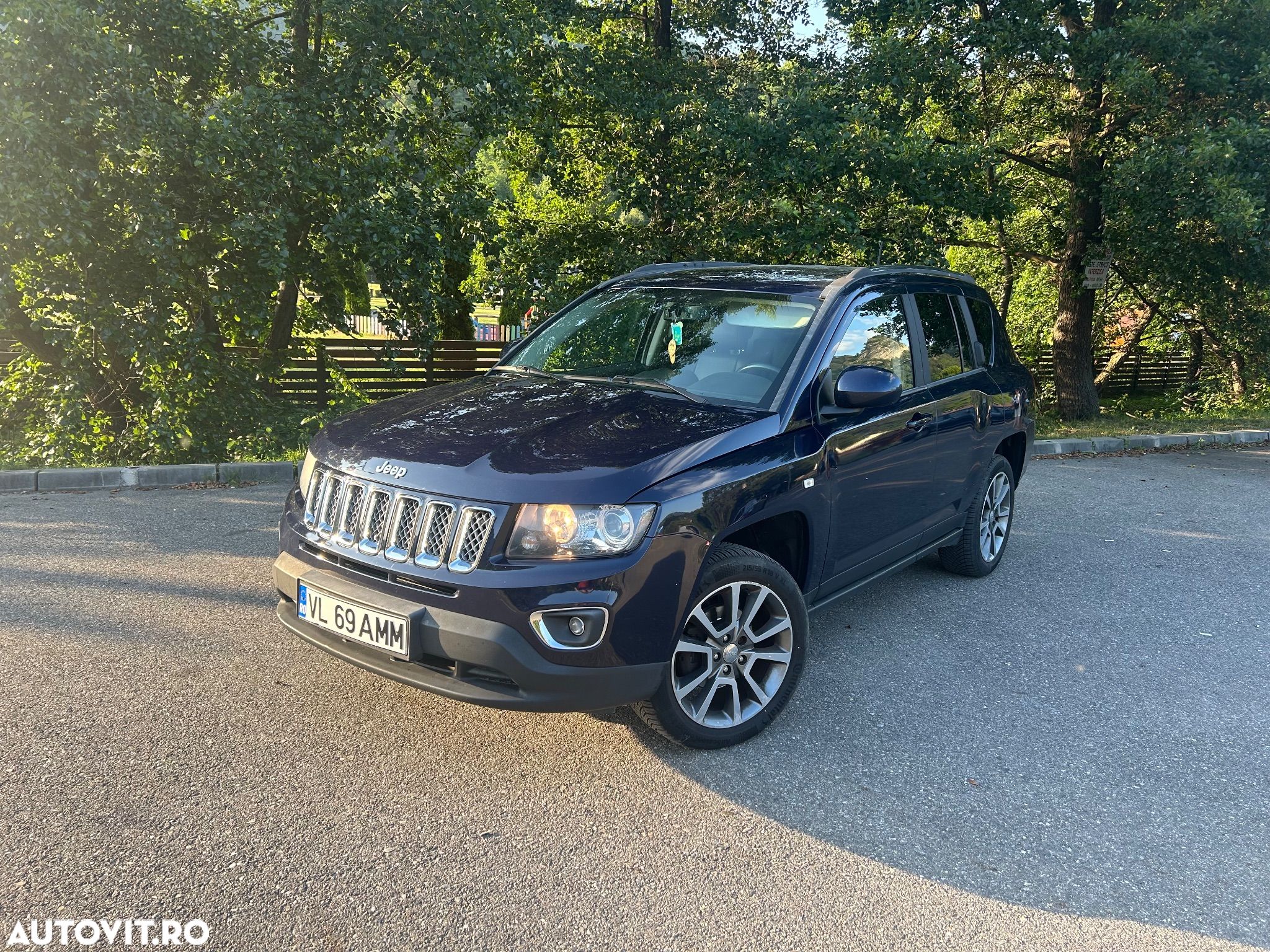 Jeep Compass - 1