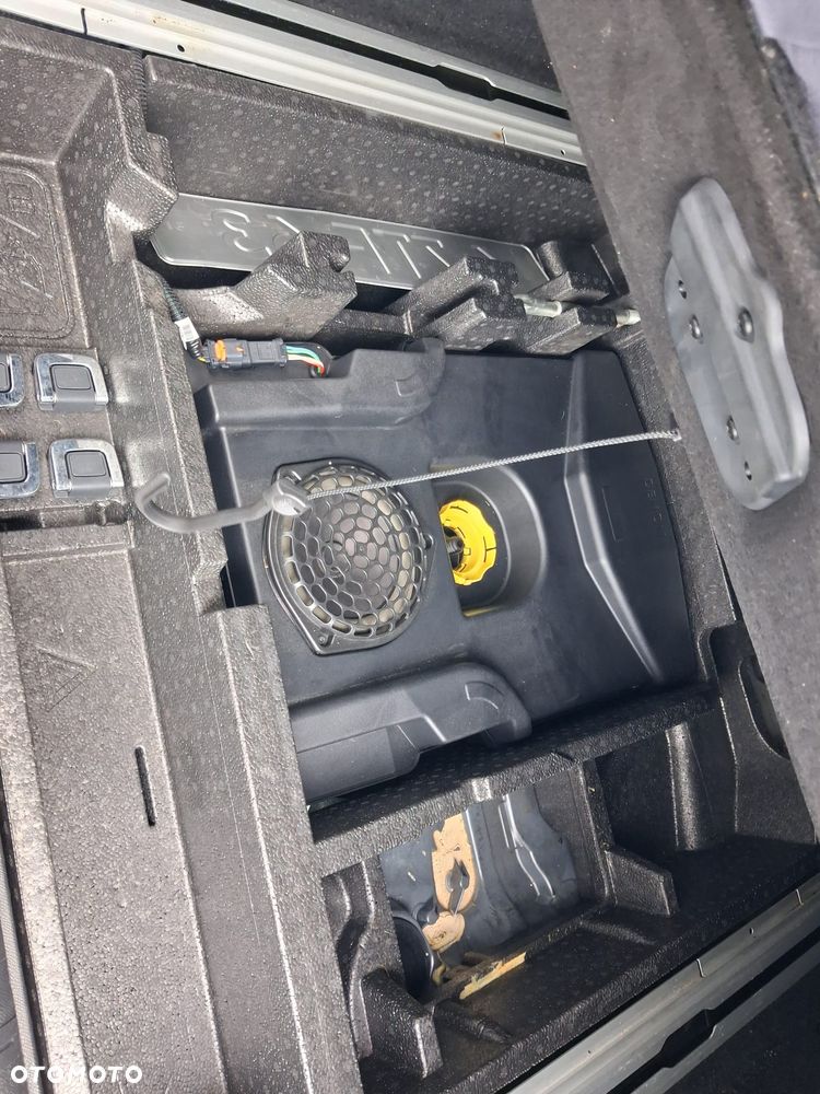 Peugeot 308 155 THP Platinum - 28