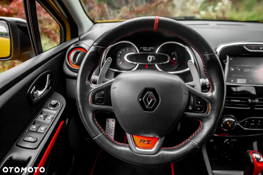 Renault Clio TCe 200 EDC Sport R.S - 15