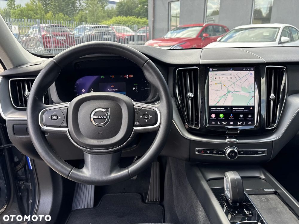 Volvo XC 60 T6 Plug-In Hybrid AWD Core - 15