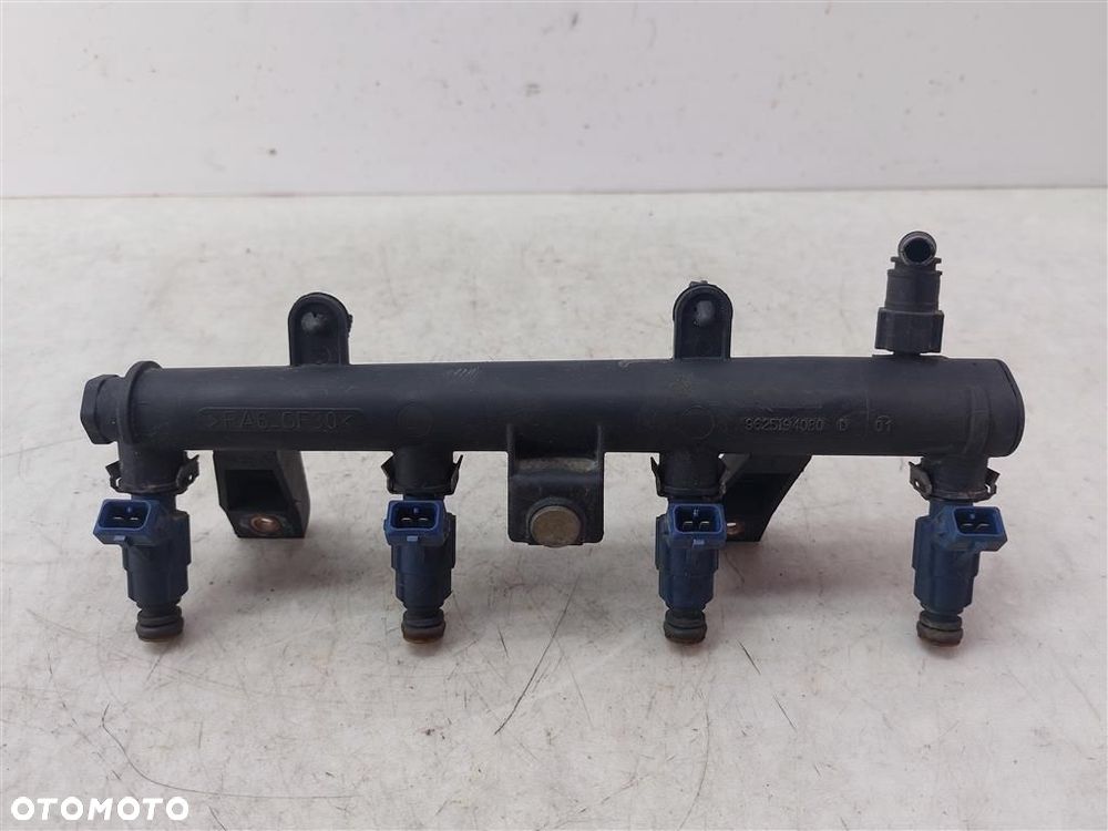 Listwa wtryskowa Citroen Xsara Picasso 1998-2012 1,6 0280155794 - 1