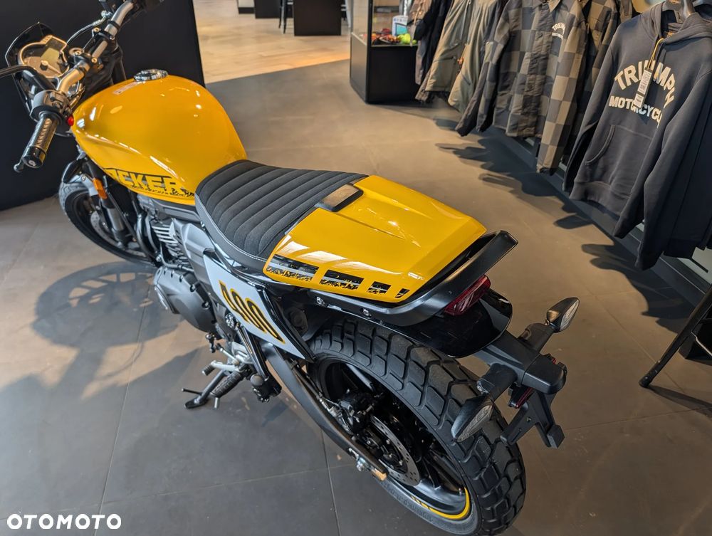 Triumph Inny - 10