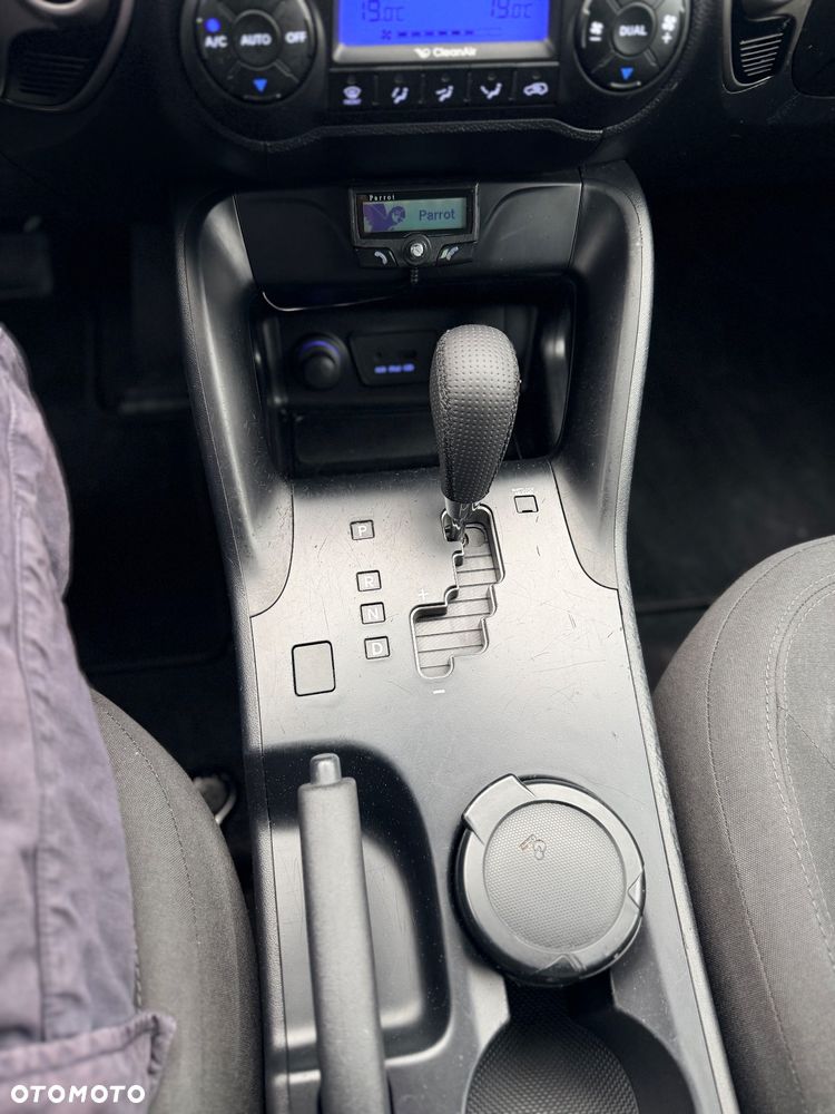 Hyundai ix35 2.0 2WD Automatik Trend - 27