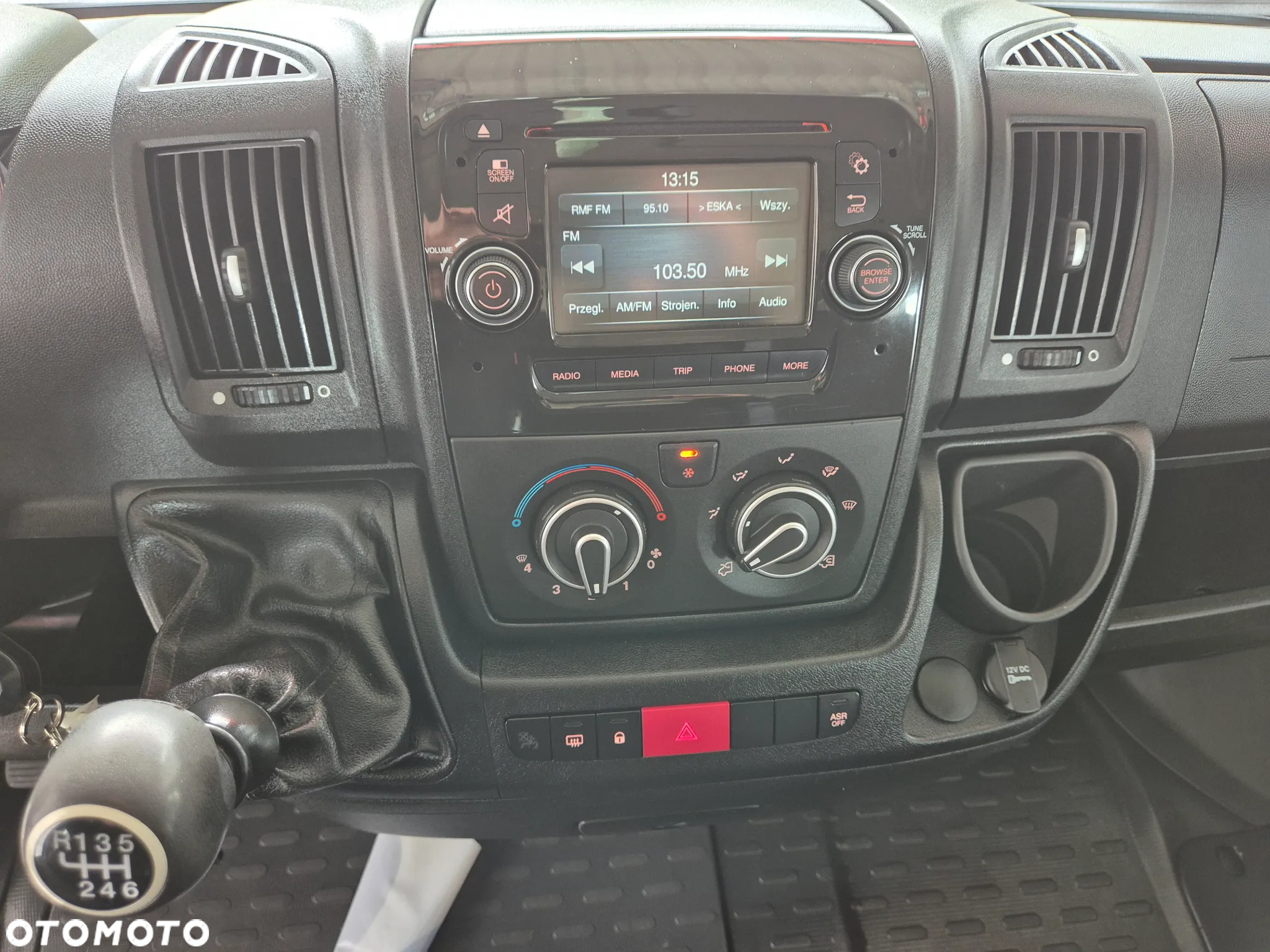 Peugeot Boxer 333 BlueHDi L2H2 - 36
