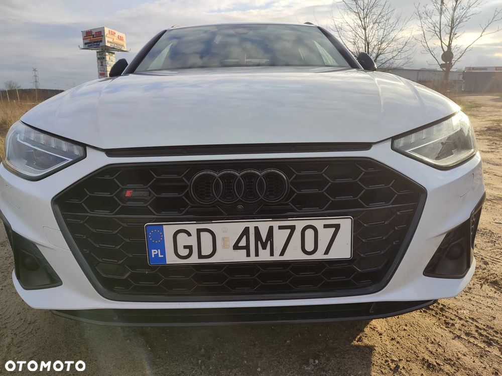 Audi A4 Avant 40 TDI quattro S tronic S line - 9