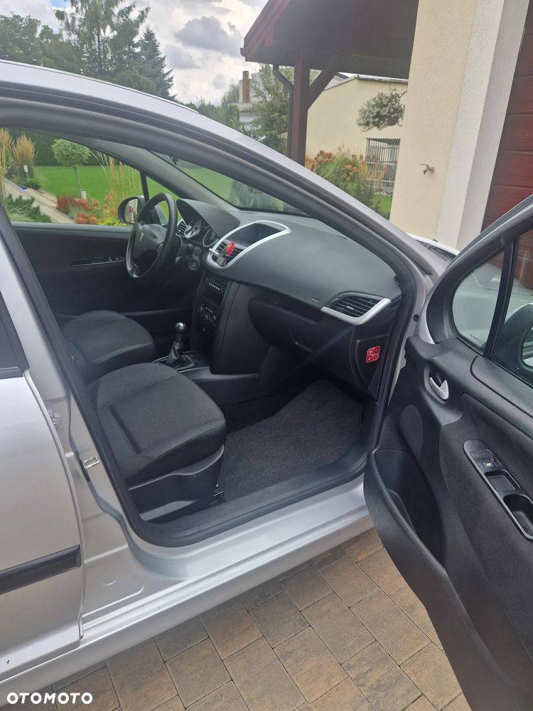 Peugeot 207 1.4 Trendy nICE - 19
