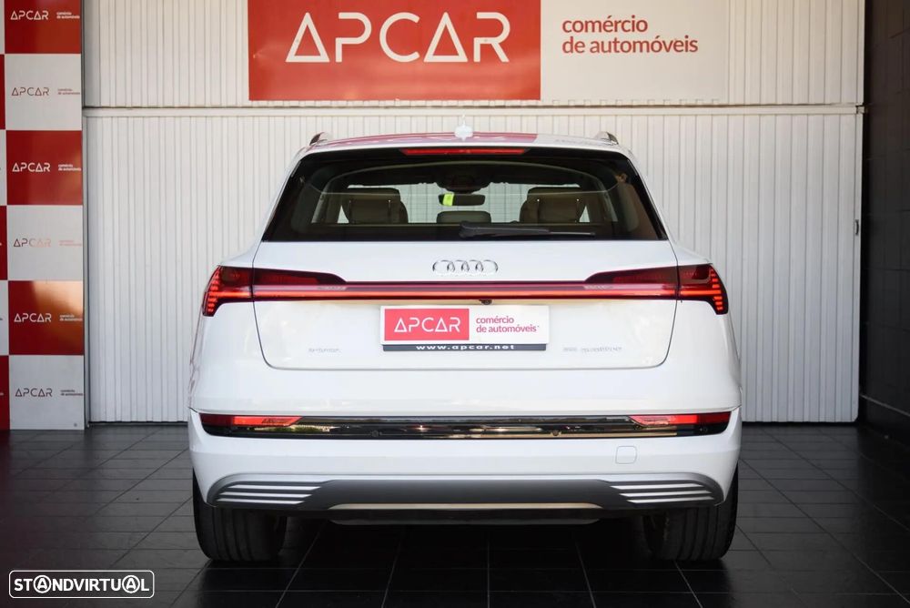 Audi e-tron 55 quattro - 5