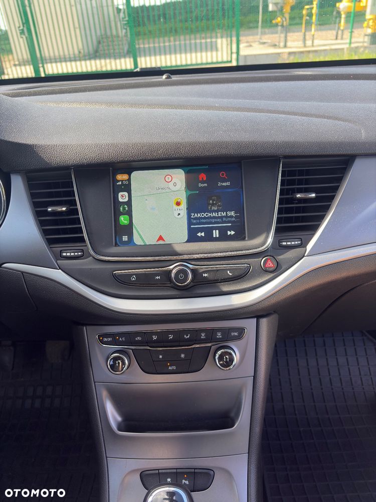 Opel Astra 1.6 CDTI Cosmo - 18
