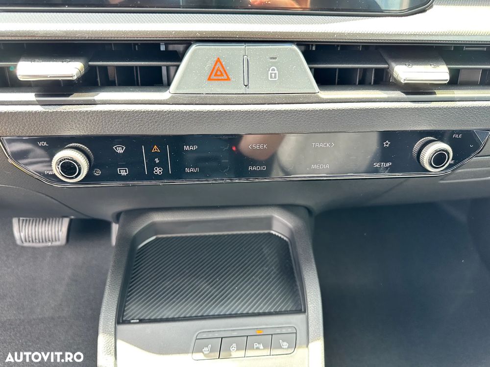 Kia Stonic 1.0 T-GDI 7DCT MHEV Urban - 12