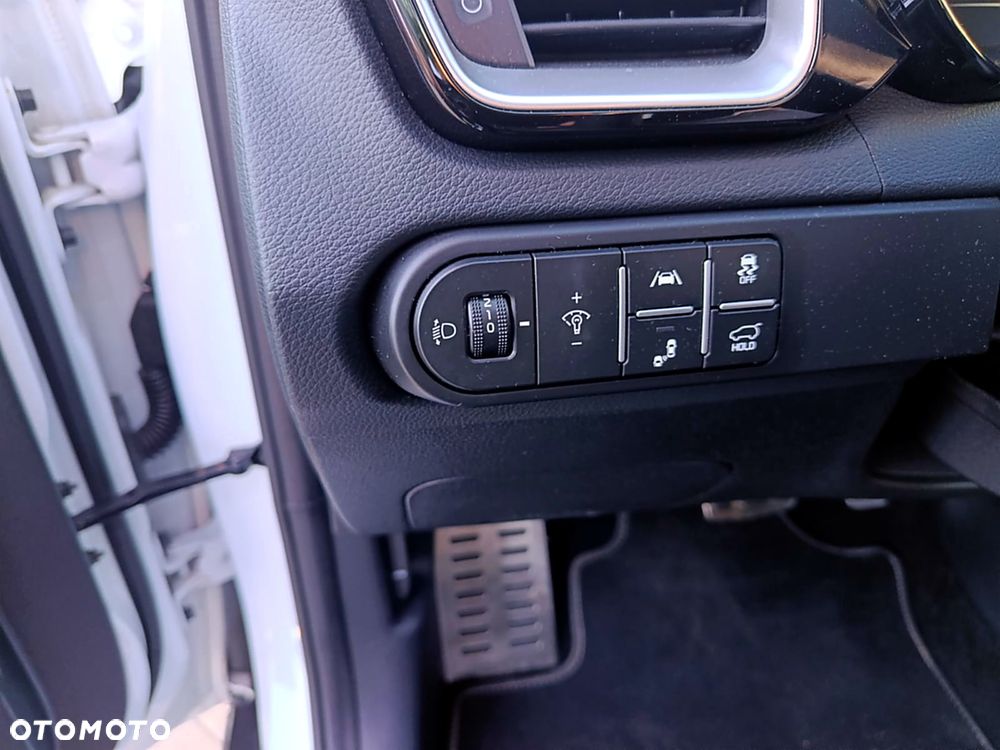 Kia XCeed 1.6 T-GDI OPF DCT7 PLATINUM - 26