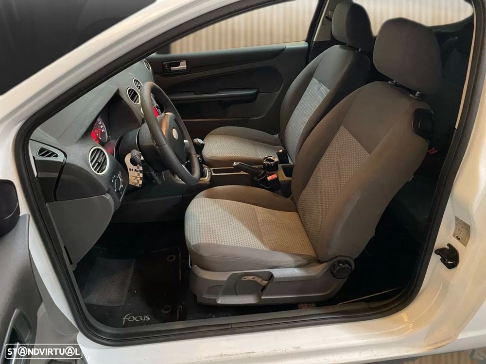 Ford Focus 1.6 TDCi S - 8