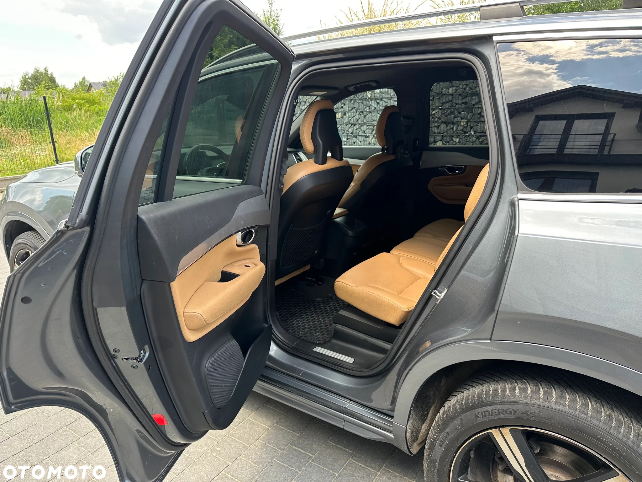 Volvo XC 90 D5 AWD Momentum - 11