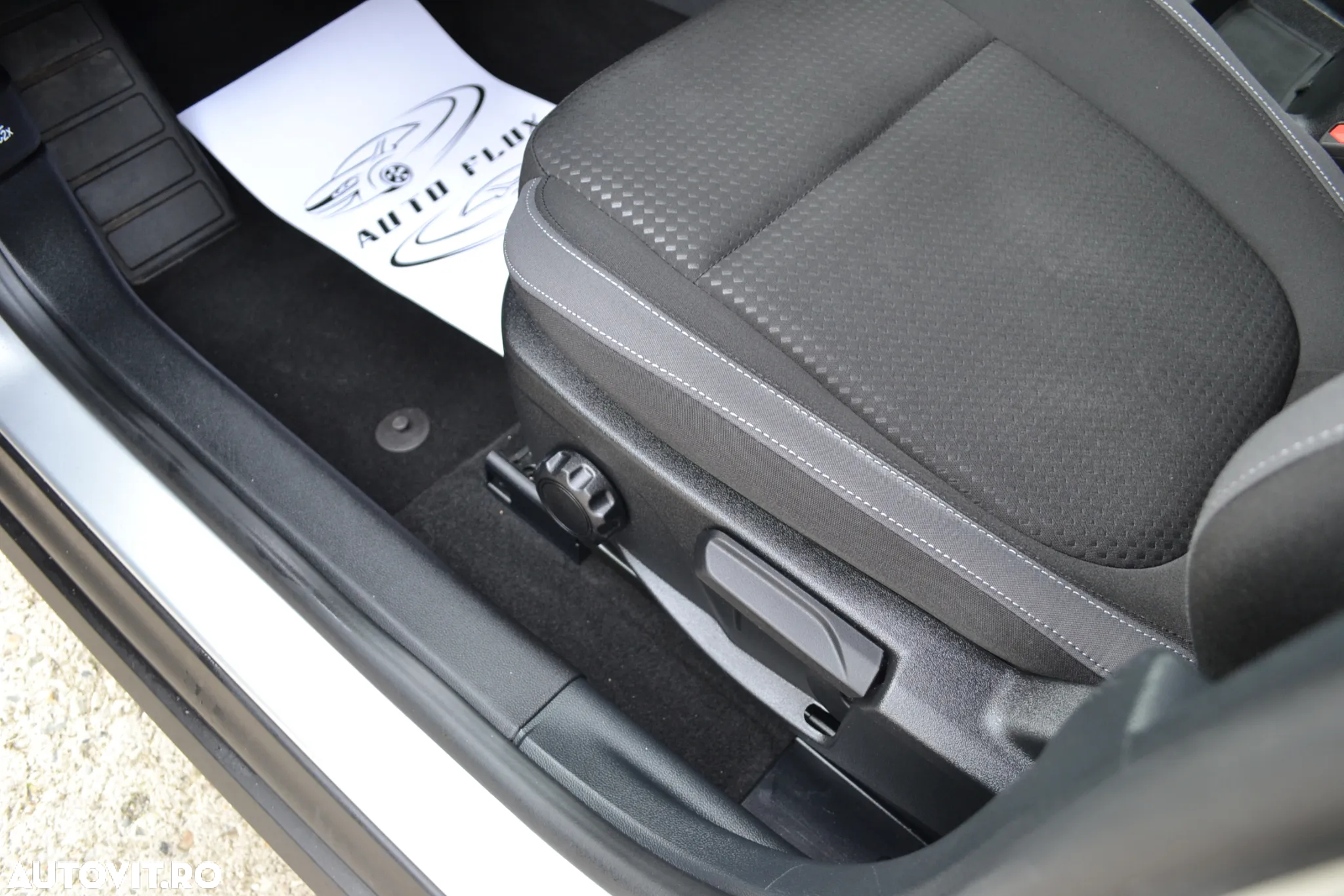 Ford Focus 1.5 EcoBlue Start-Stopp-System Aut. COOL&CONNECT - 8