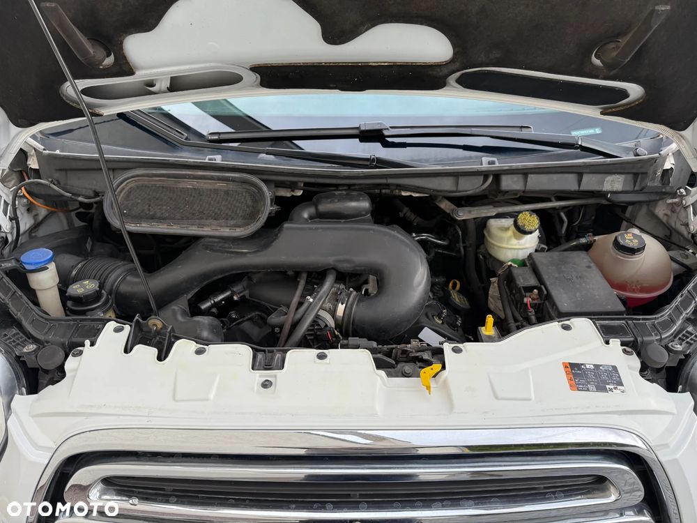 Ford Transit 350 XLT 3.7 V6 - 10