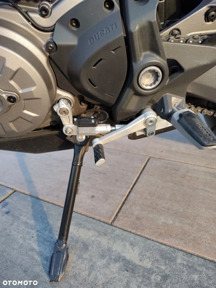 Ducati Monster - 9