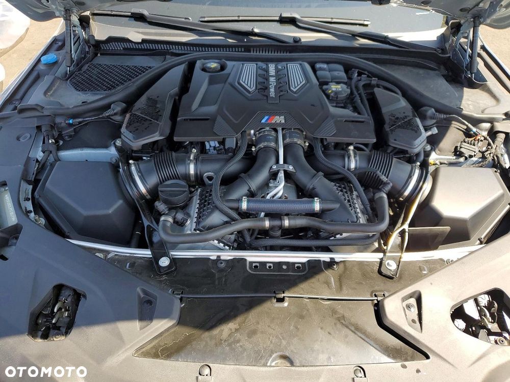 BMW M8 - 11