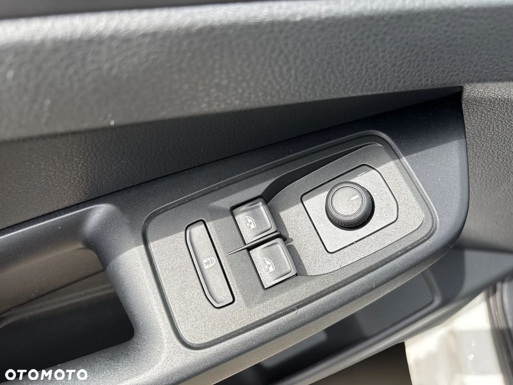 Volkswagen Caddy Maxi 2.0 TDI - 22
