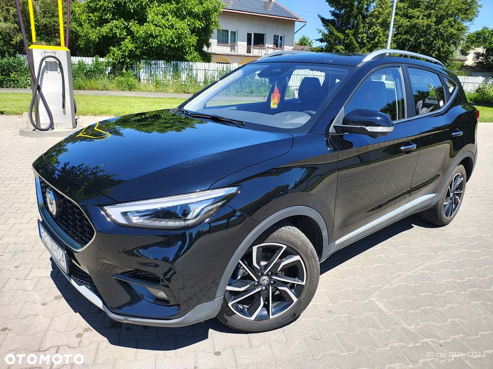 MG ZS - 16