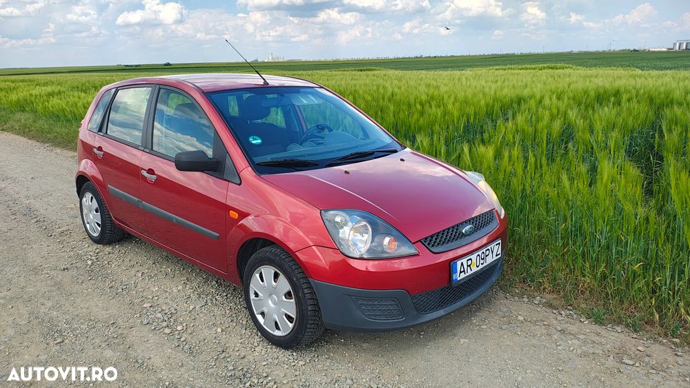 Ford Fiesta 1.25i Comfort - 8