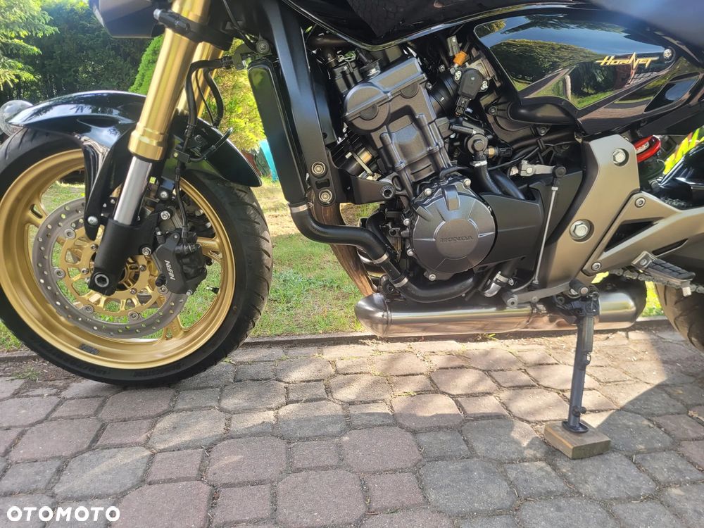 Honda Hornet - 24