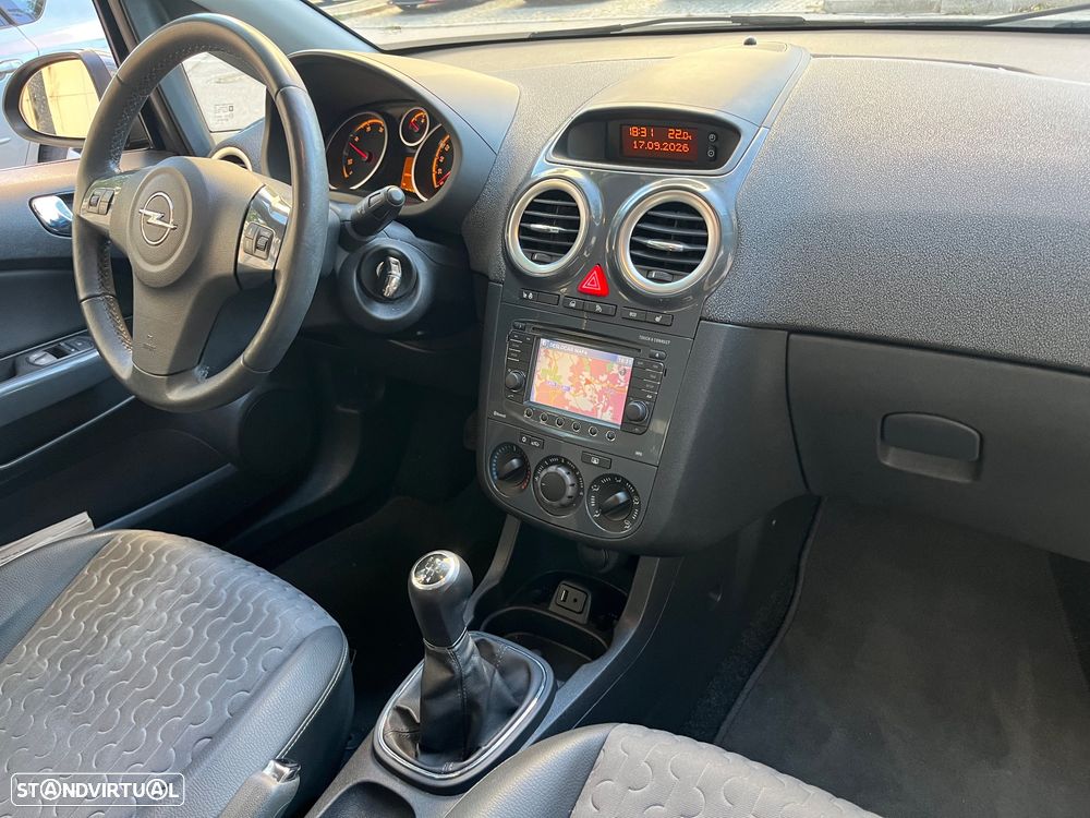 Opel Corsa 1.3 CDTi Cosmo - 3