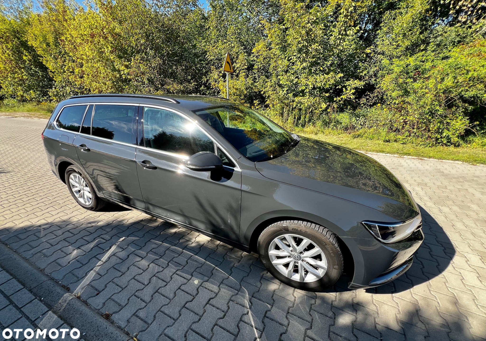 Volkswagen Passat Variant 2.0 TDI DSG (BlueMotion Technology) Comfortline - 10