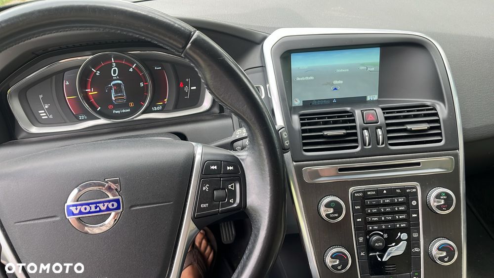 Volvo XC 60 - 8