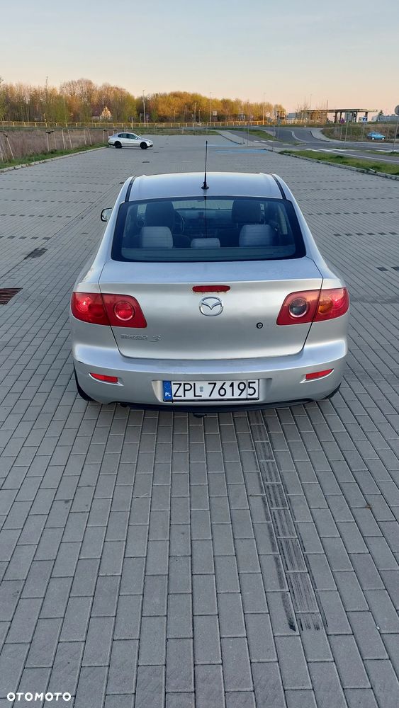 Mazda 3 - 6