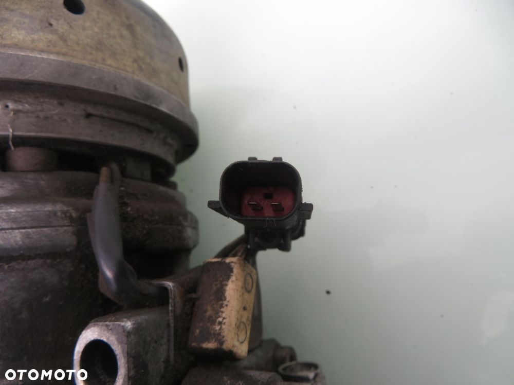 KOMPRESOR KLIMATYZACJI CHRYSLER  VOYAGER III 2.5 TD 4472005133 - 6