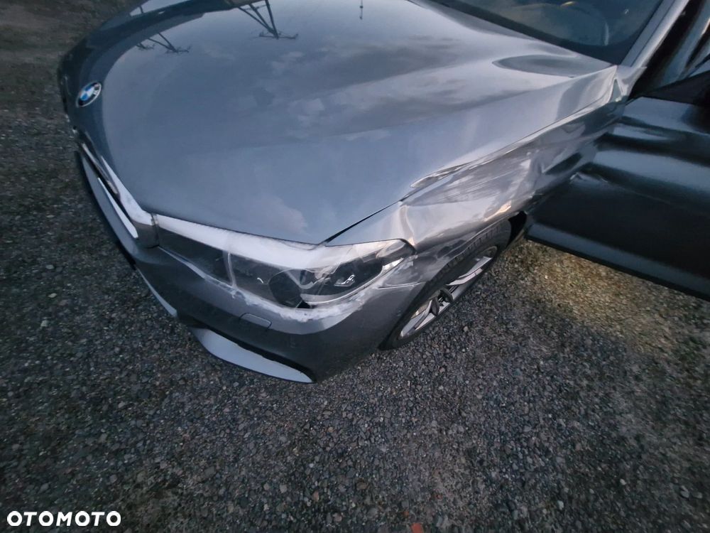 BMW Seria 5 520d xDrive M Sport Edition - 22