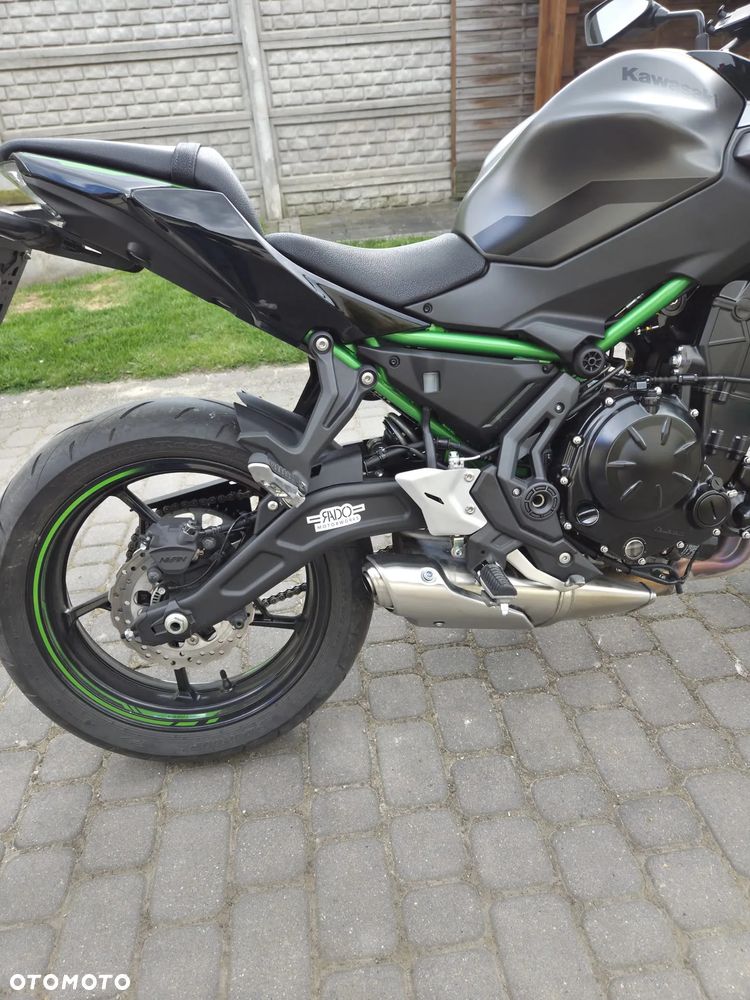 Kawasaki Z - 12