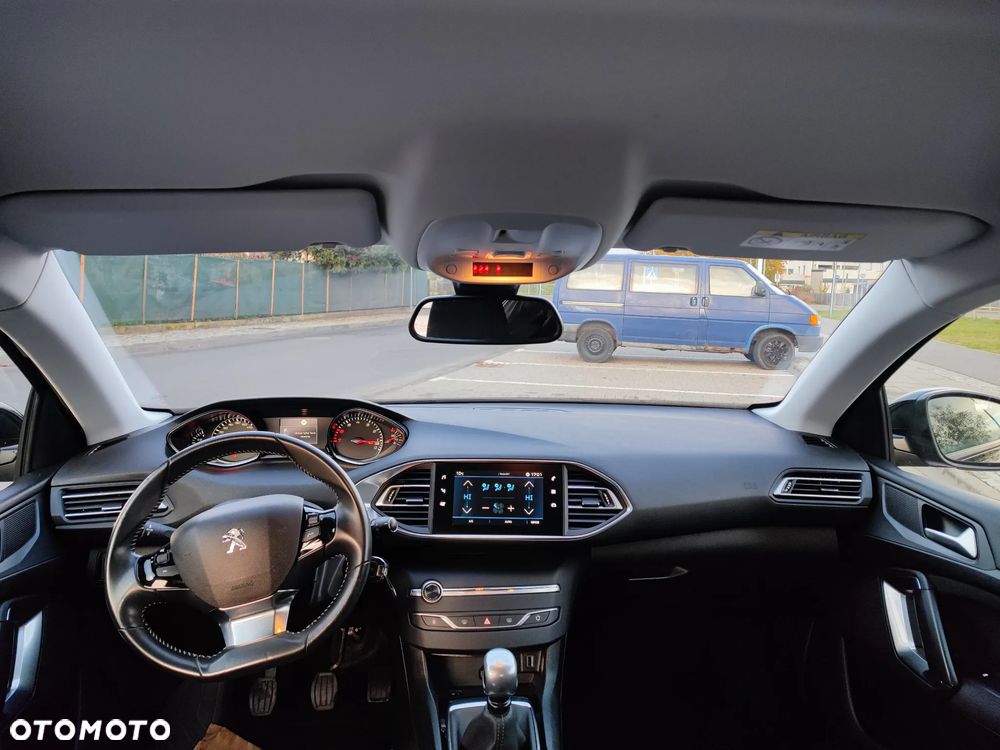Peugeot 308 - 9
