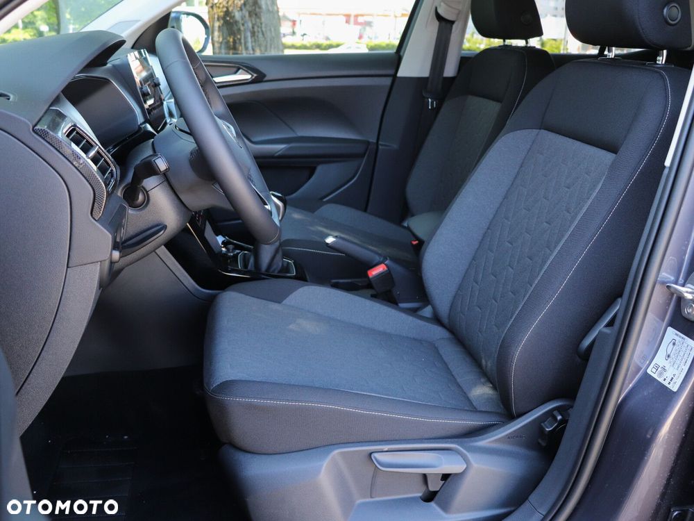 Volkswagen T-Cross - 11