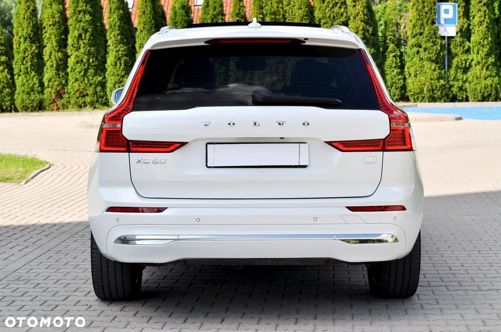 Volvo XC 60 T6 AWD Plug-In Hybrid Inscription - 13