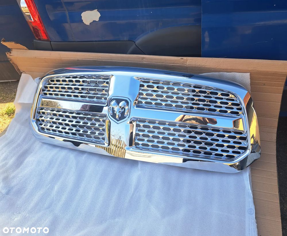 Grill Atrapa chłodnicy Dodge Ram 1500 IV 2013-2019 K68093930AC 68093930AC 13DSAC0010A 13DSBF2011AB 13DSBF2010AB - 4