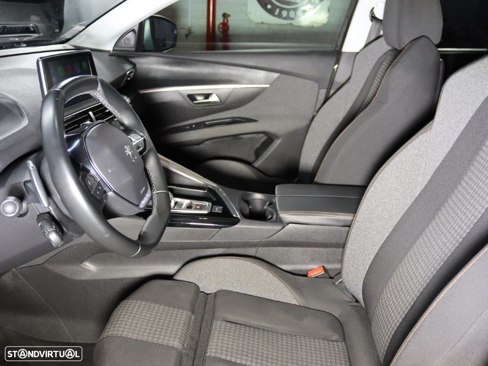 Peugeot 5008 PureTech 130 EAT6 Allure - 10