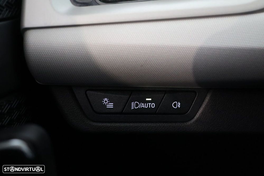 BMW iX1 xDrive30 - 17